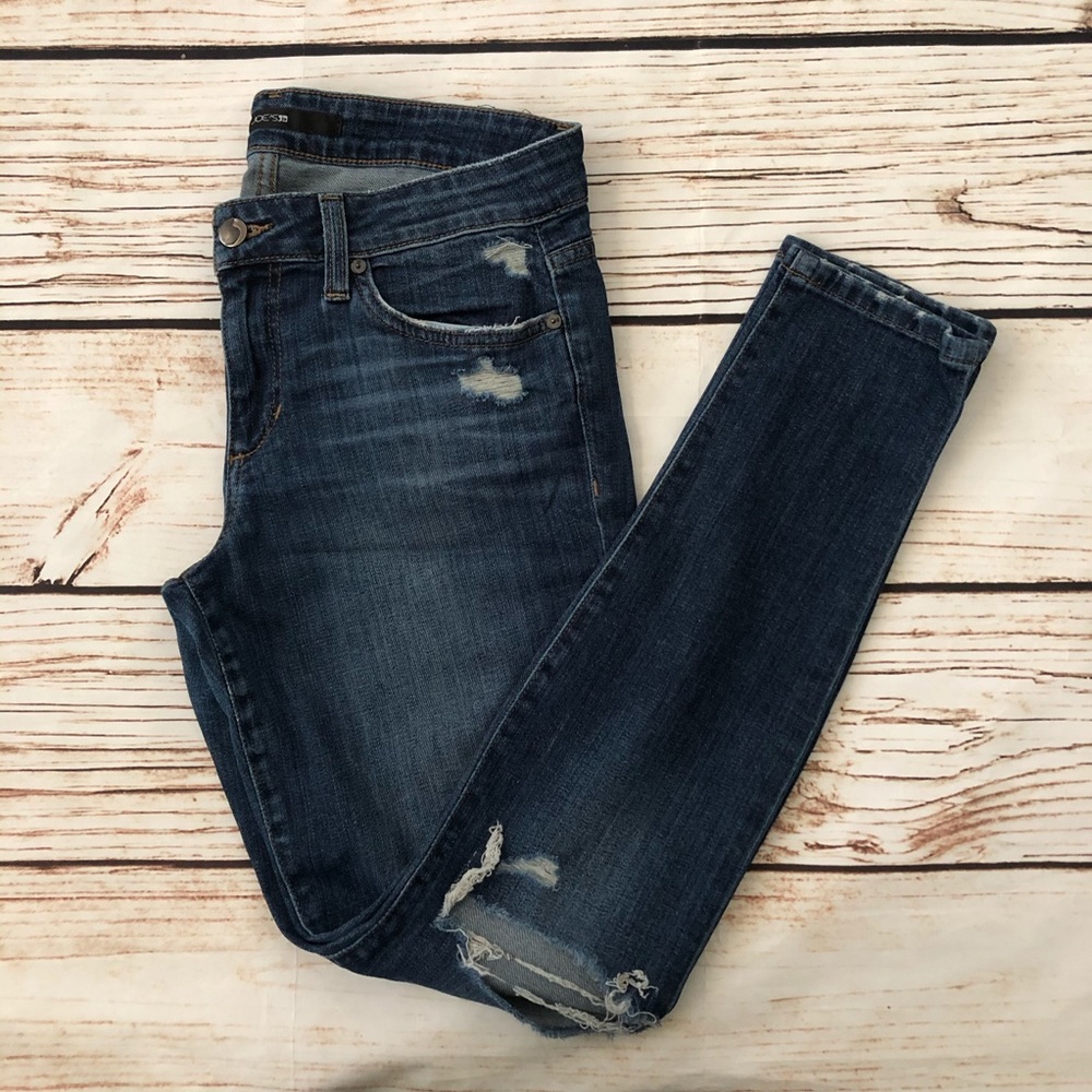 ⭐️NWOT Joe’s Jeans Vidika Skinny Jeans⭐️